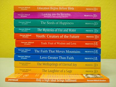 Motherlode of Love - 1&nbsp;<font color=red>Ten pocket books with lectures on Love, plus a bonus DVD</font>